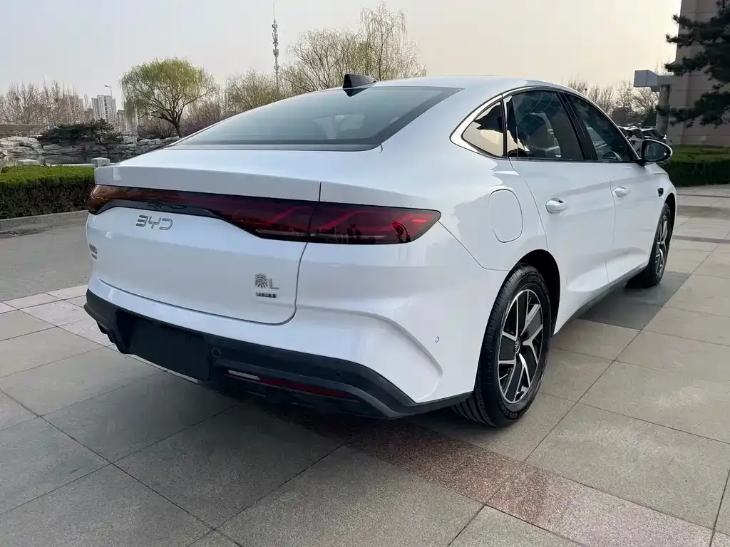 BYD Qin L — фото 3