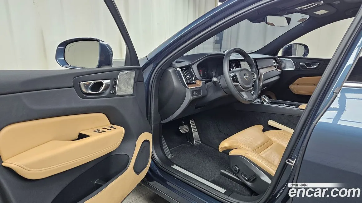 Volvo XC60 2022 из KR, фото 5