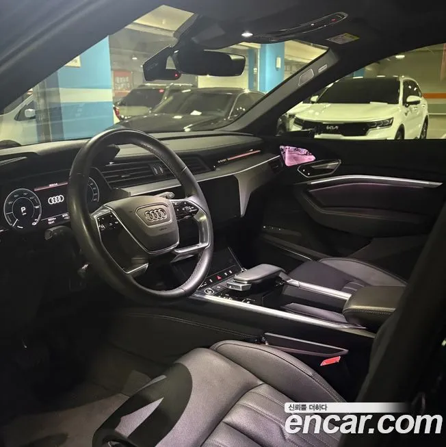 Audi Q8 e-tron 2024 из KR, фото 9