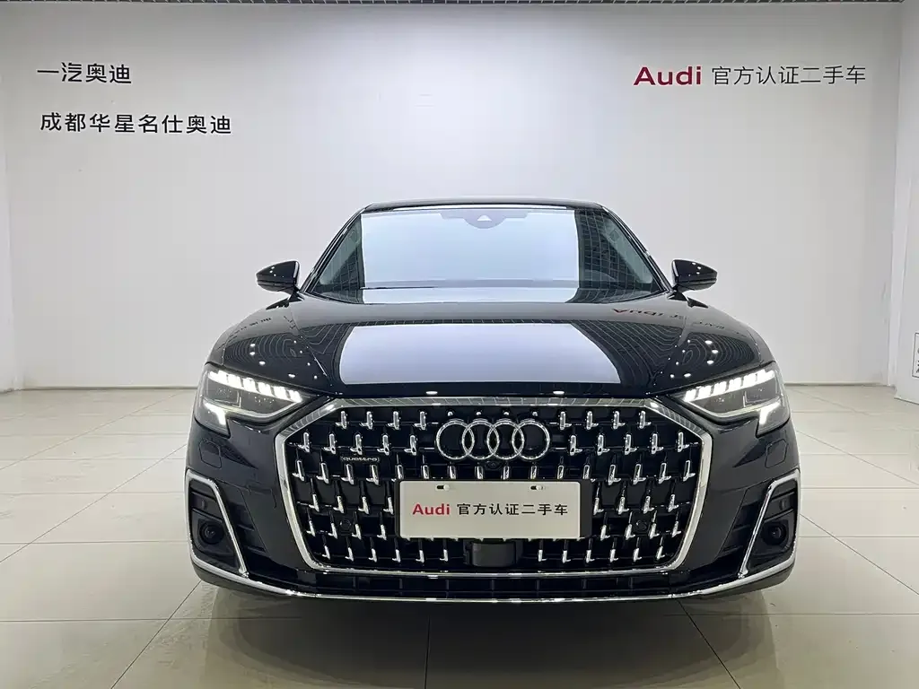 Audi A8 — фото 6