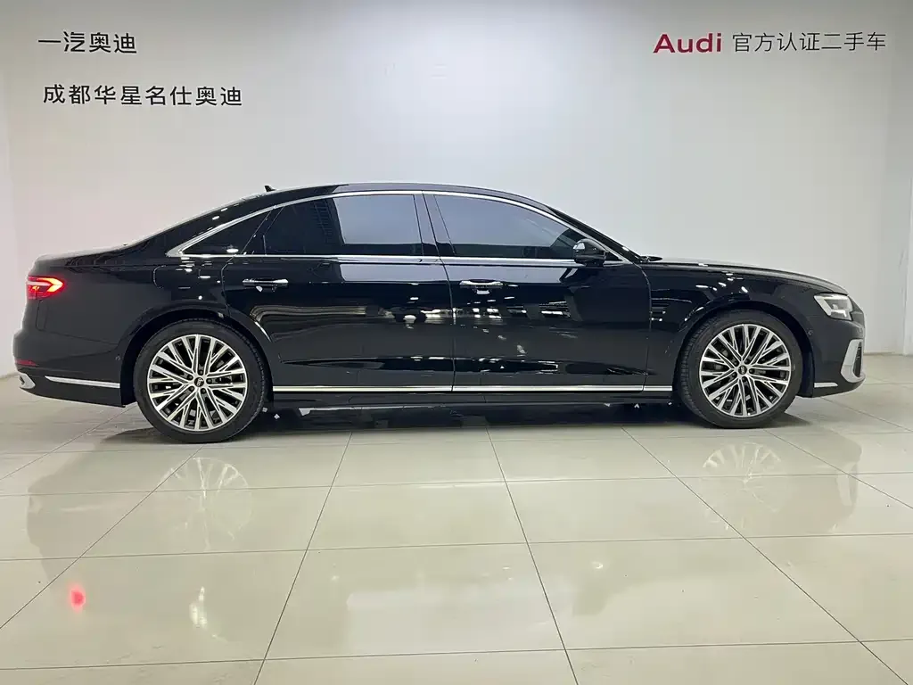 Audi A8 — фото 4