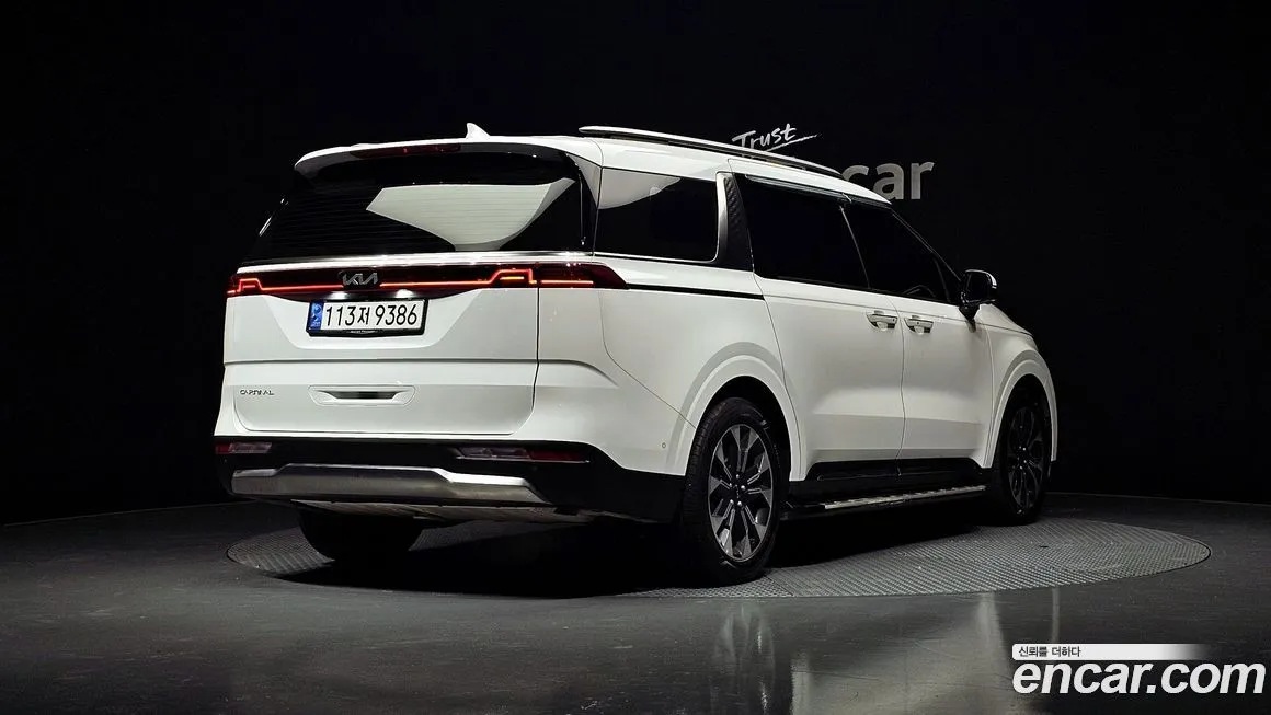 Kia Carnival 2023 из KR, фото 2