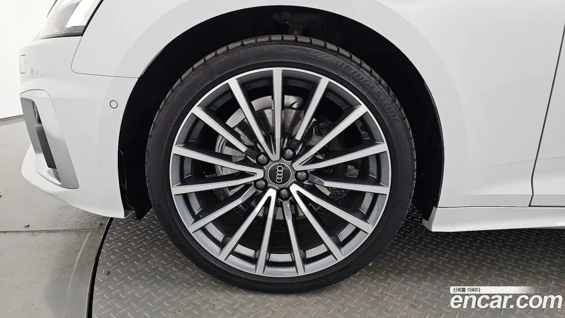 Audi A5 2023 из KR, фото 10
