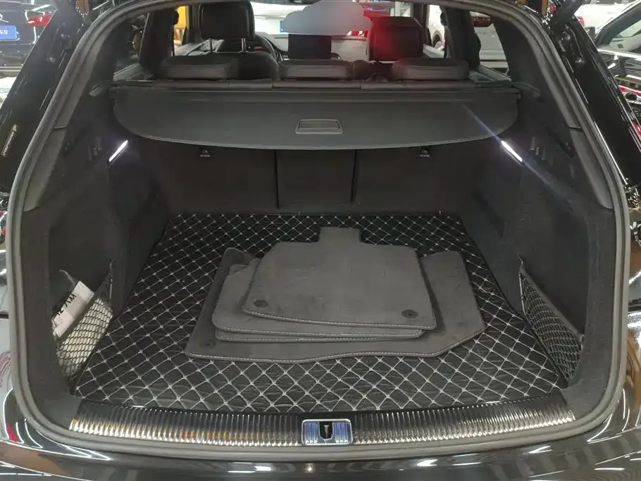 Audi Q5L 2023 из CN, фото 9