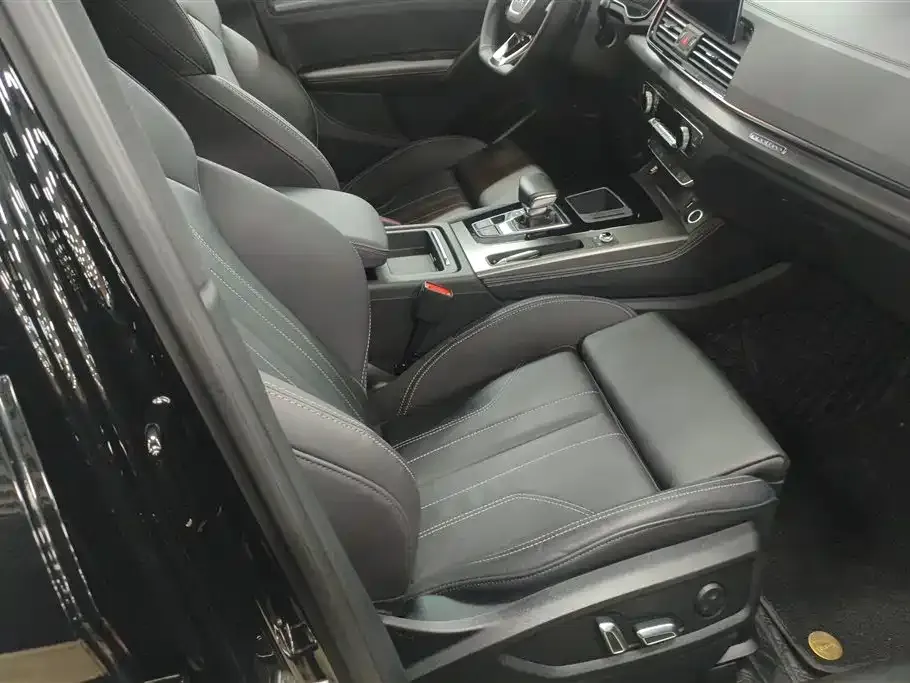 Audi Q5L 2023 из CN, фото 4