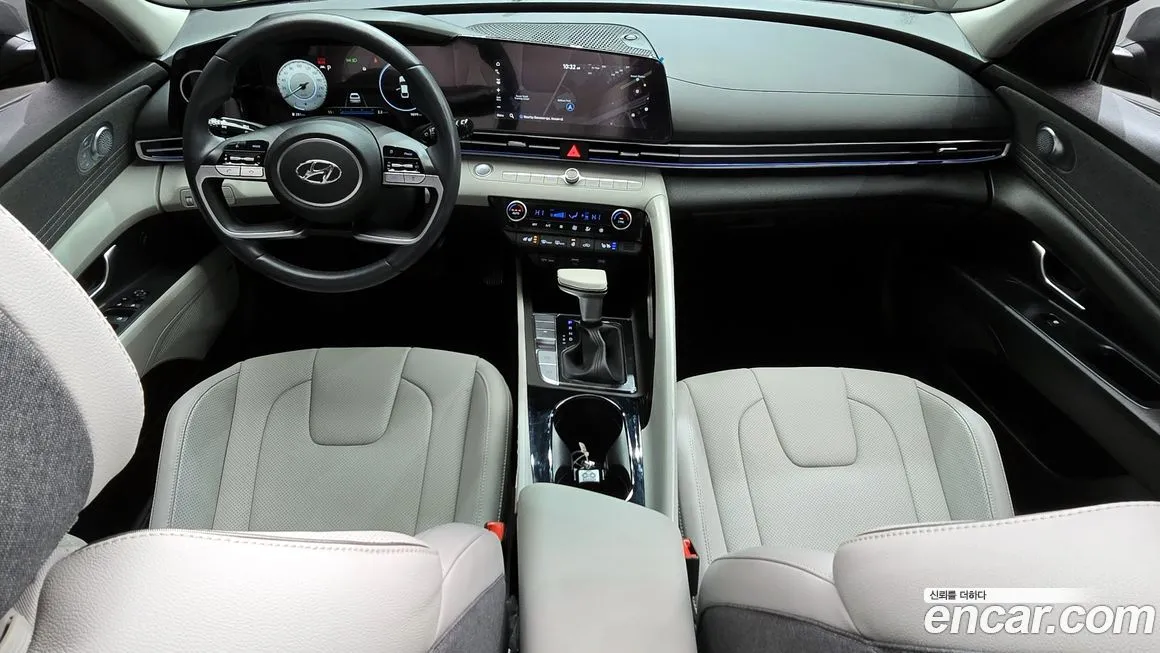 Hyundai AVANTE 2022 из KR, фото 3