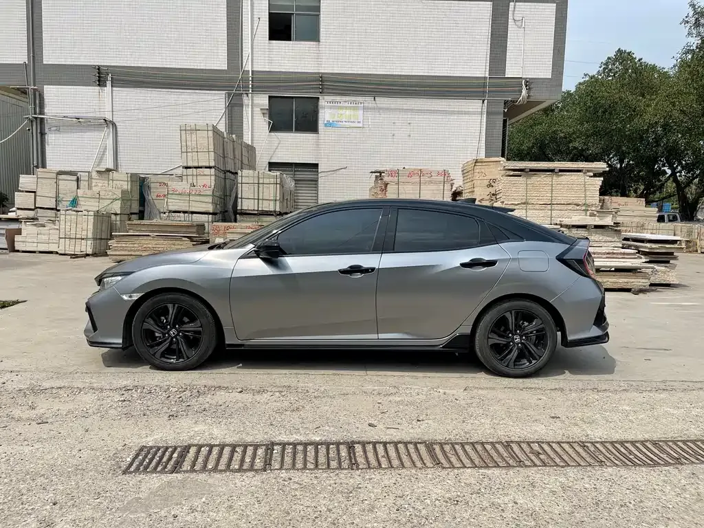 Honda Civic — фото 10