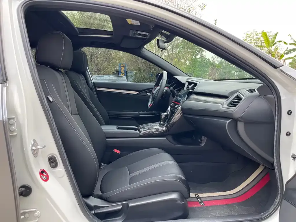 Honda Civic — фото 4