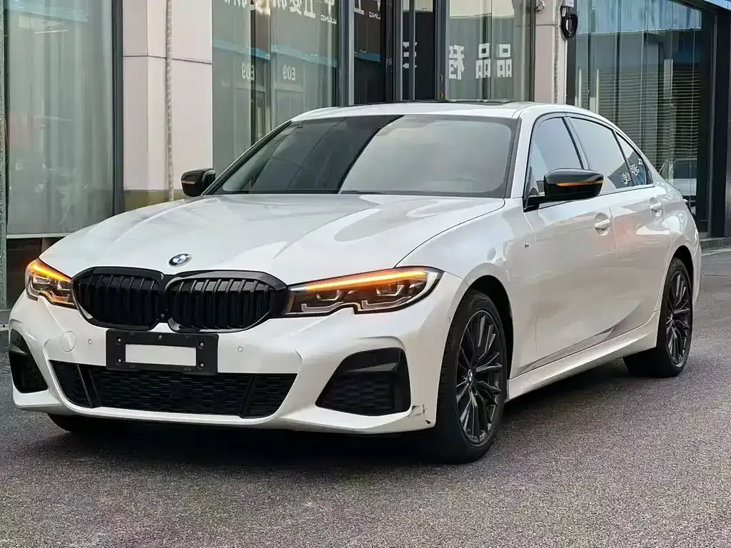 BMW 3 Series — фото 1