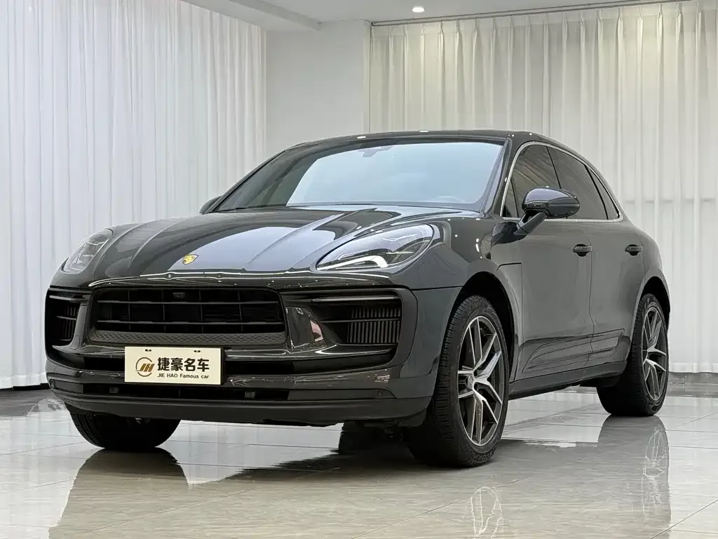 Porsche Macan — фото 1