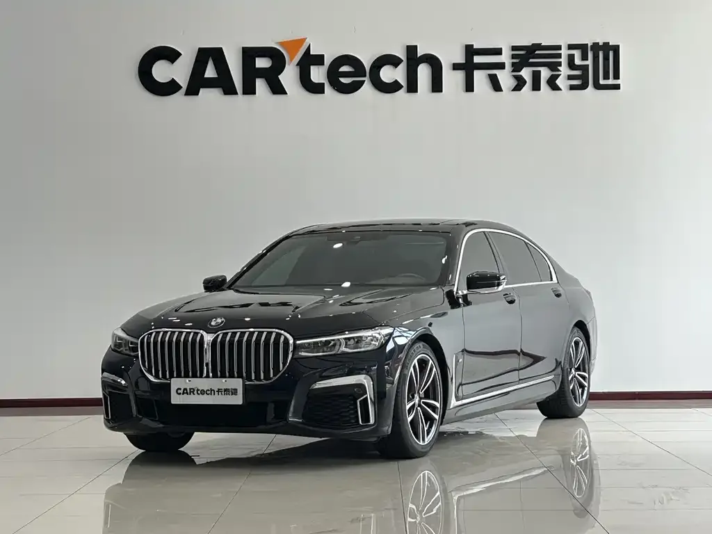 BMW 7 Series — фото 1