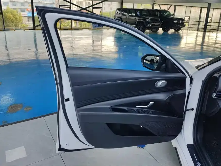 Hyundai Elantra 2021 из CN, фото 9