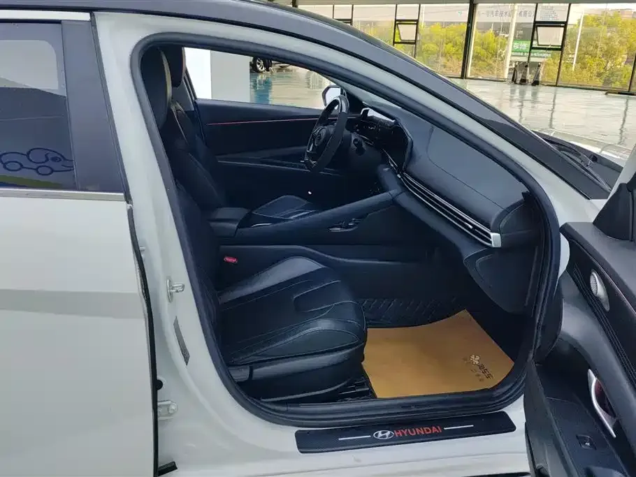 Hyundai Elantra 2021 из CN, фото 10