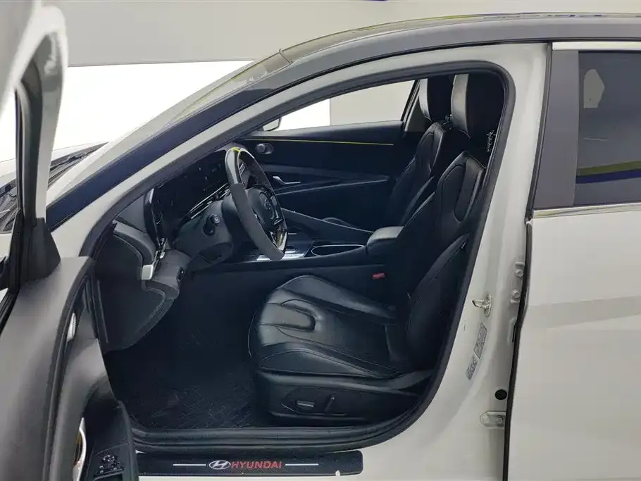 Hyundai Elantra 2021 из CN, фото 6