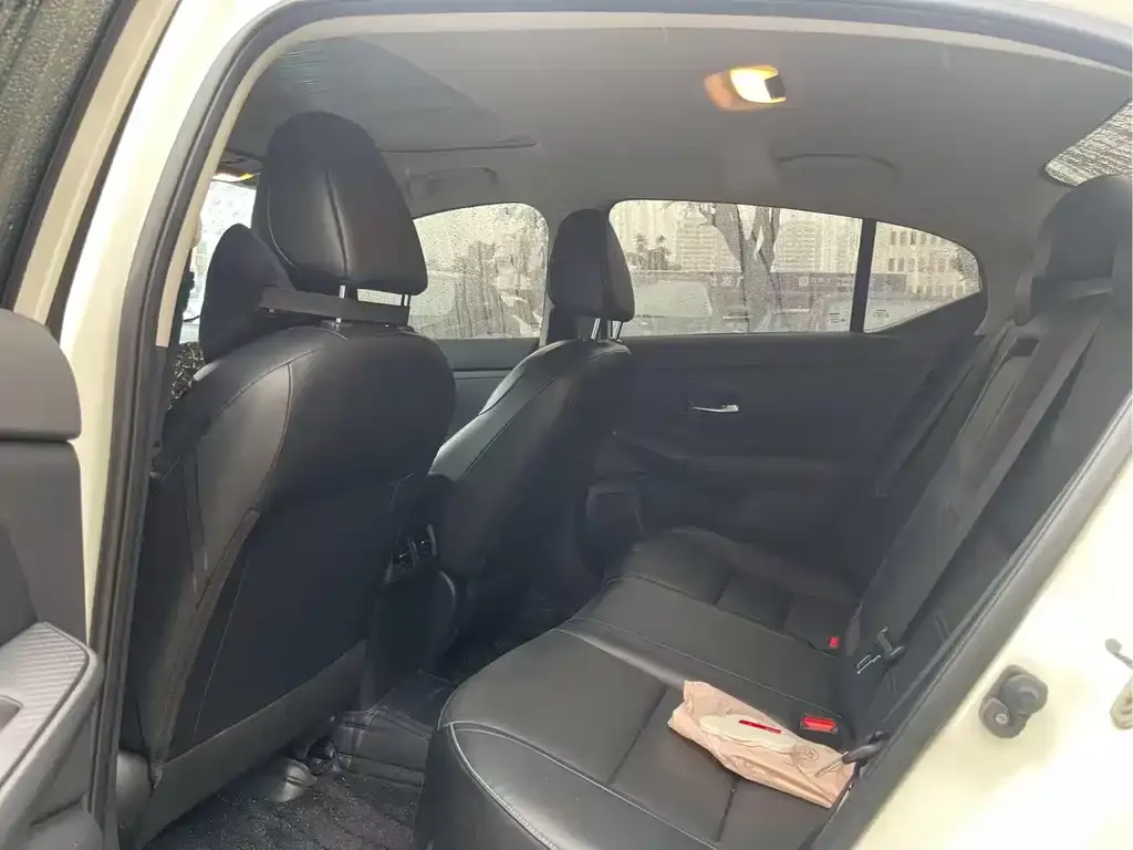 Nissan Sylphy 2023 из CN, фото 4