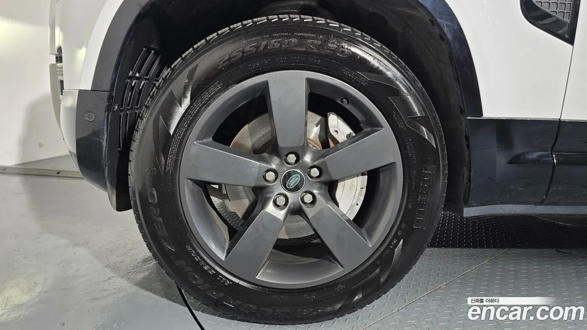 Land Rover Defender 2024 из KR, фото 10