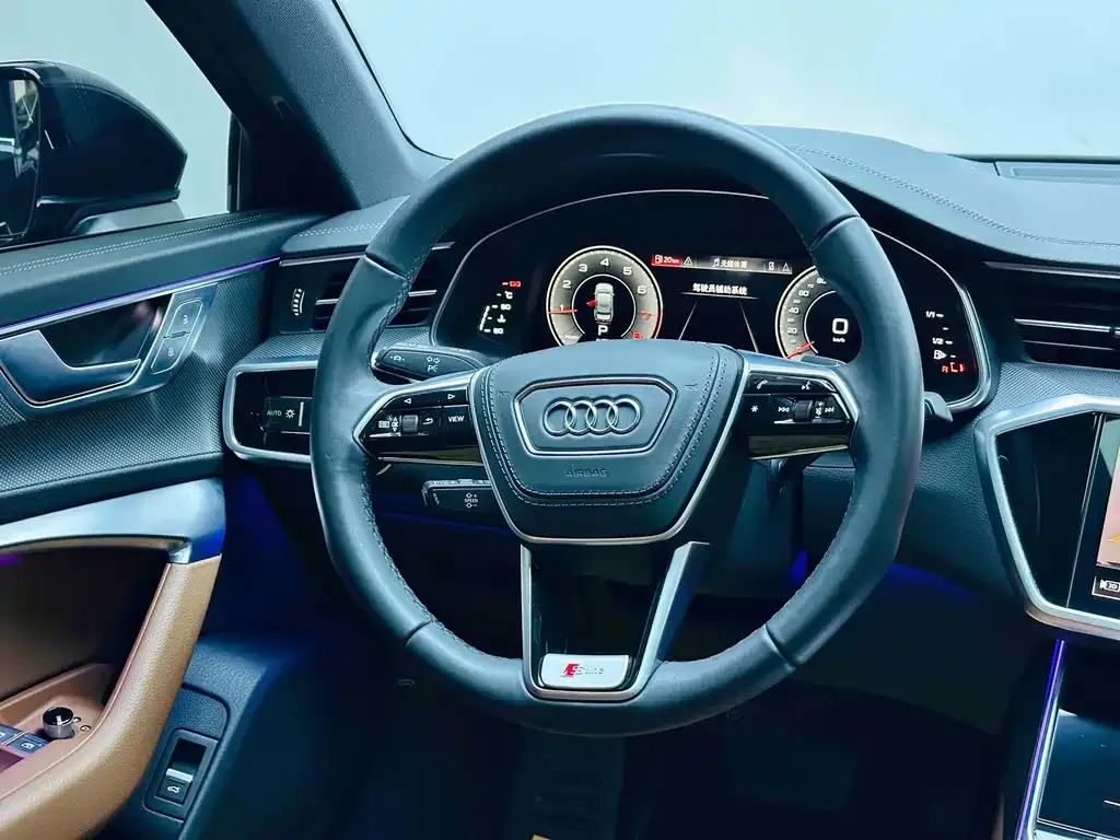 Audi A6L 2025 из CN, фото 6