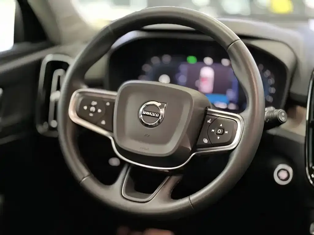 Volvo XC40 2024 из CN, фото 6