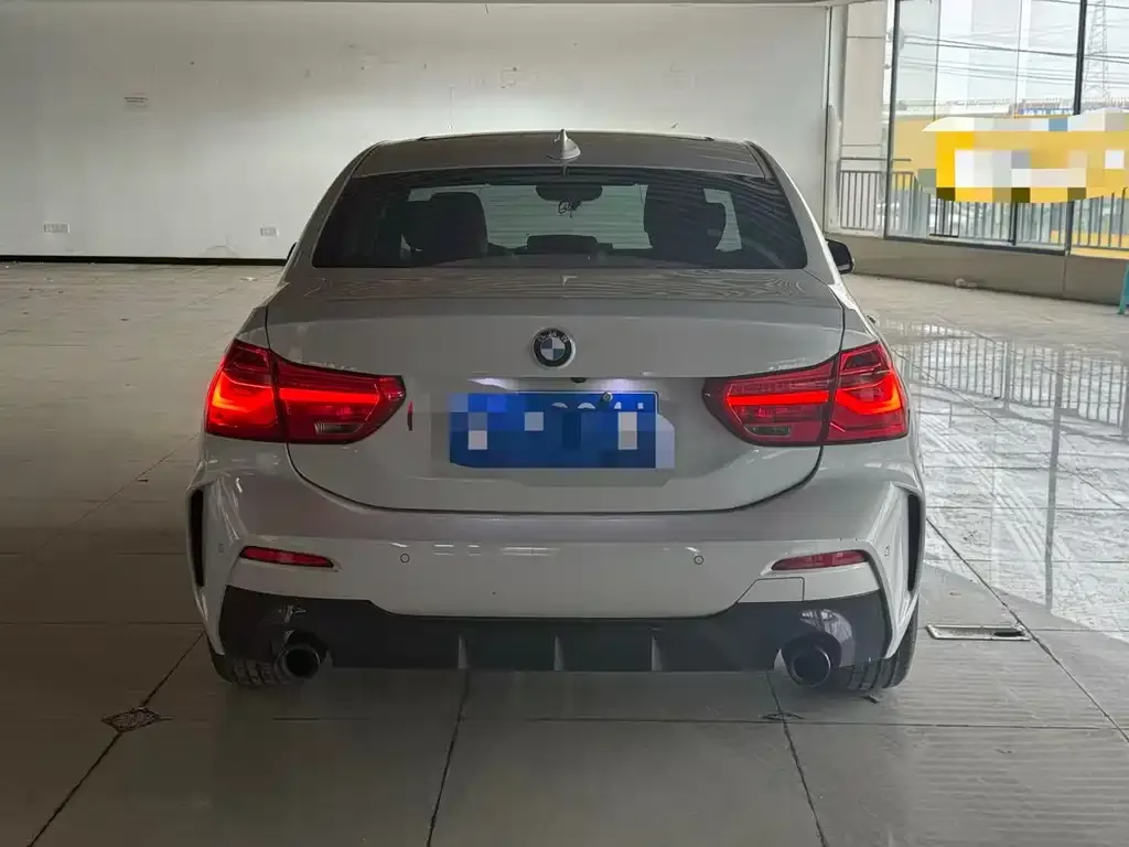 BMW 1 Series 2021 из CN, фото 4