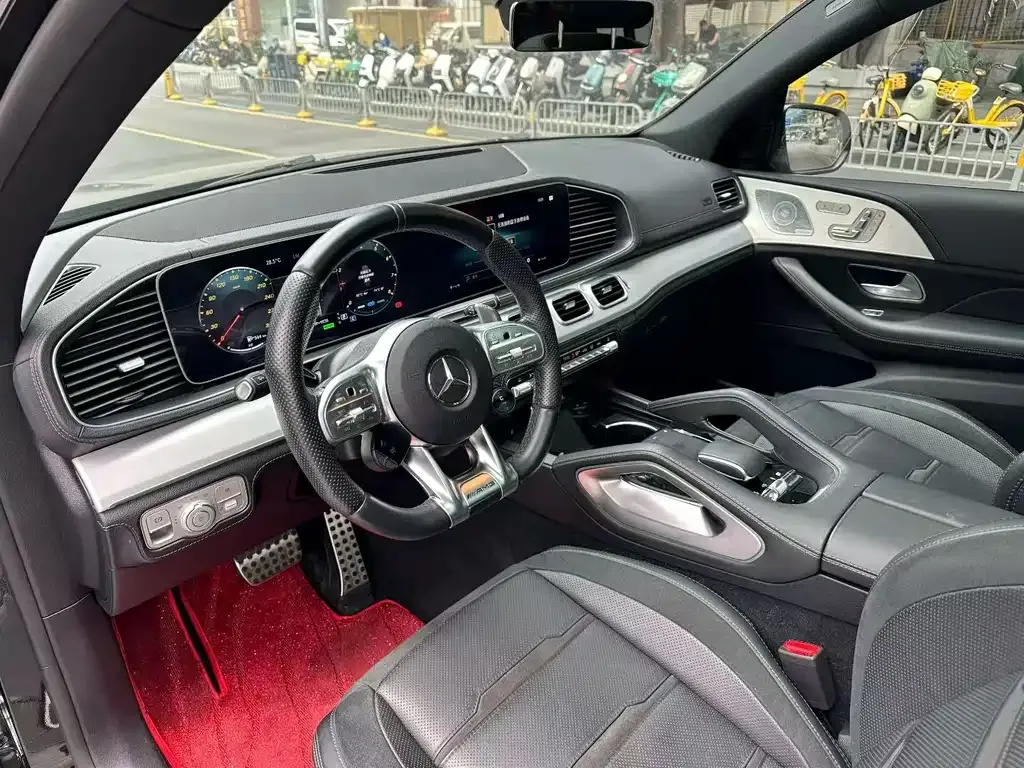 Mercedes-Benz GLE AMG — фото 3