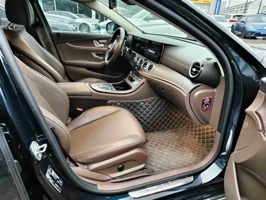 Mercedes-Benz E-Class 2021 из CN, фото 7