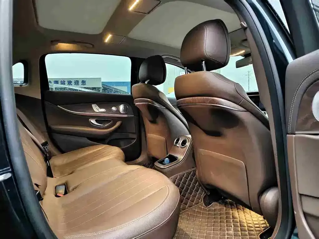 Mercedes-Benz E-Class 2021 из CN, фото 8