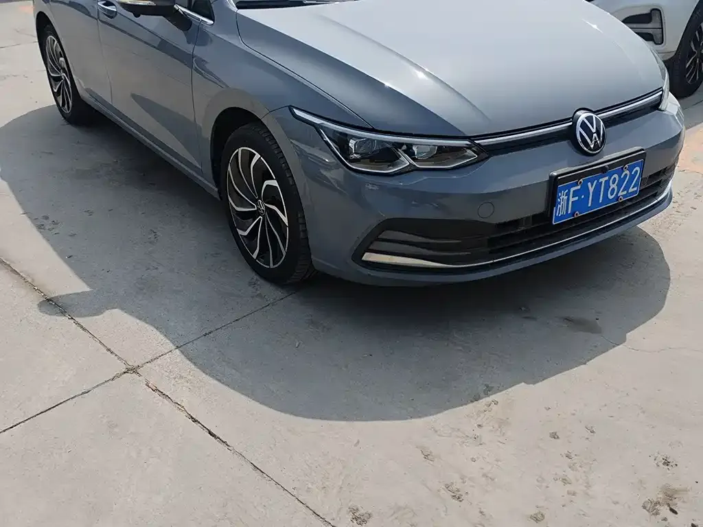 Volkswagen Golf 2023 из CN, фото 4