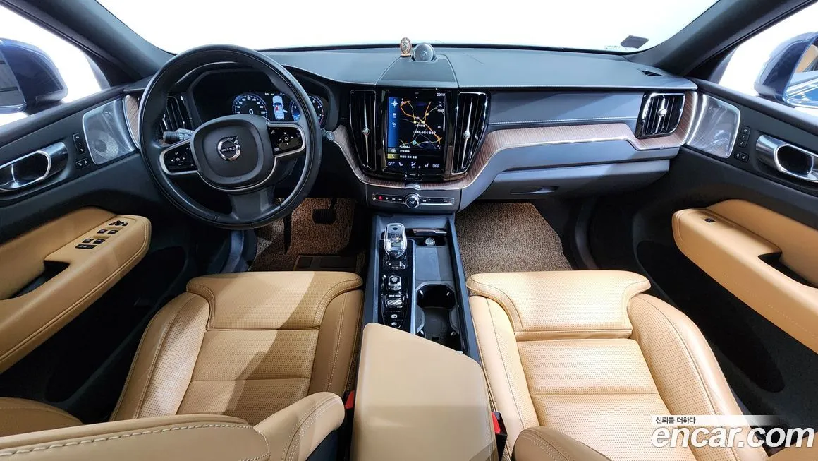 Volvo XC60 2021 из KR, фото 8