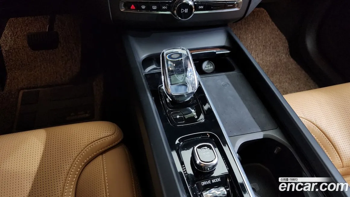 Volvo XC60 2021 из KR, фото 9