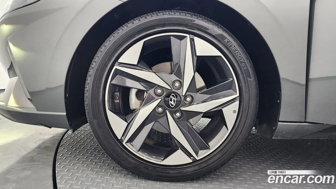 Hyundai AVANTE 2021 из KR, фото 10