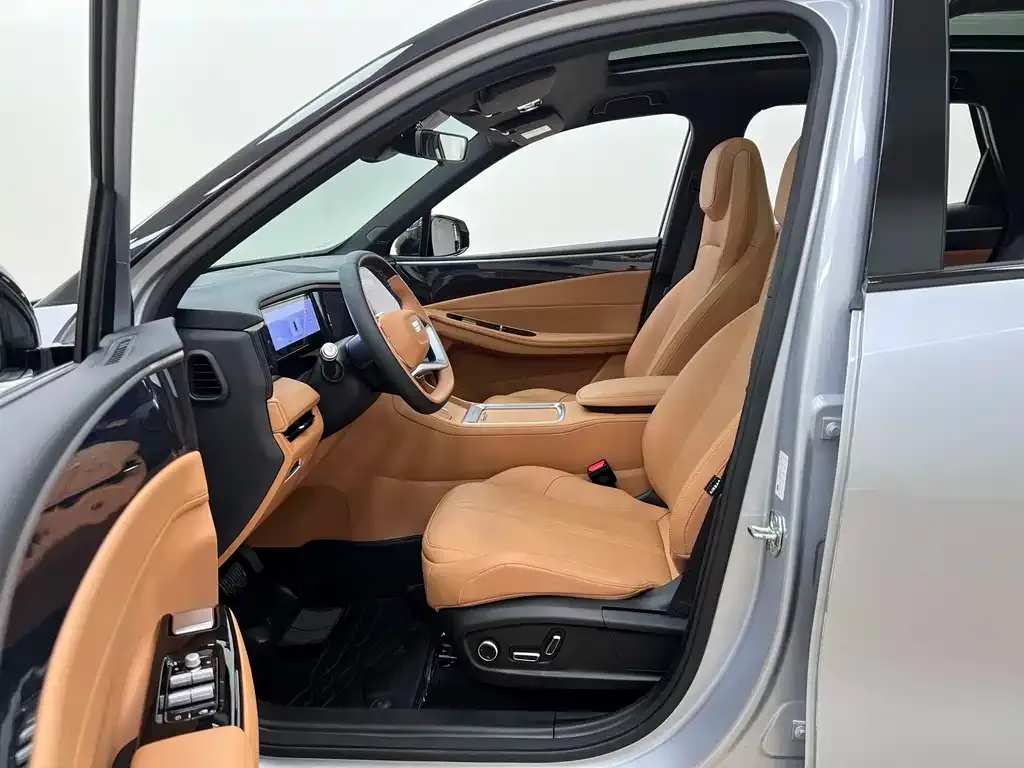 Geely Galaxy L7 — фото 6