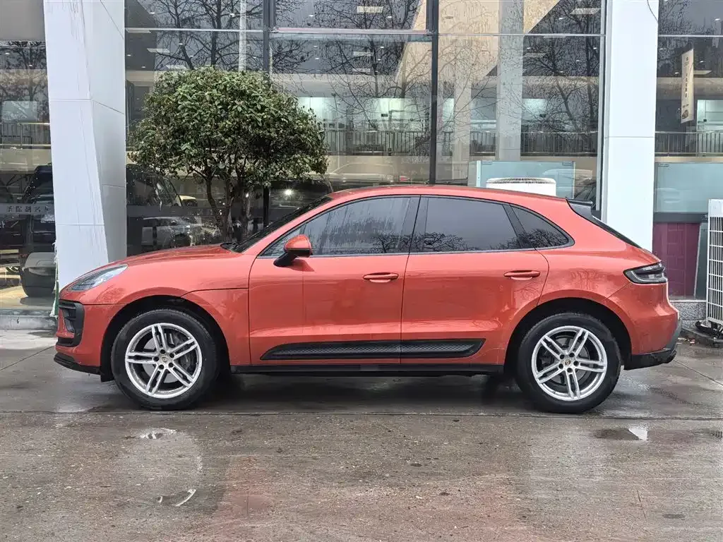 Porsche Macan — фото 9