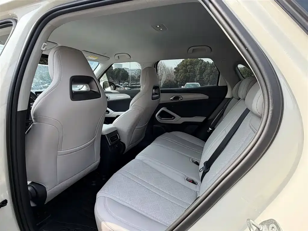 BYD Yuan UP 2025 из CN, фото 7