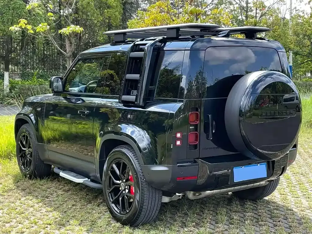 Land Rover Defender — фото 9