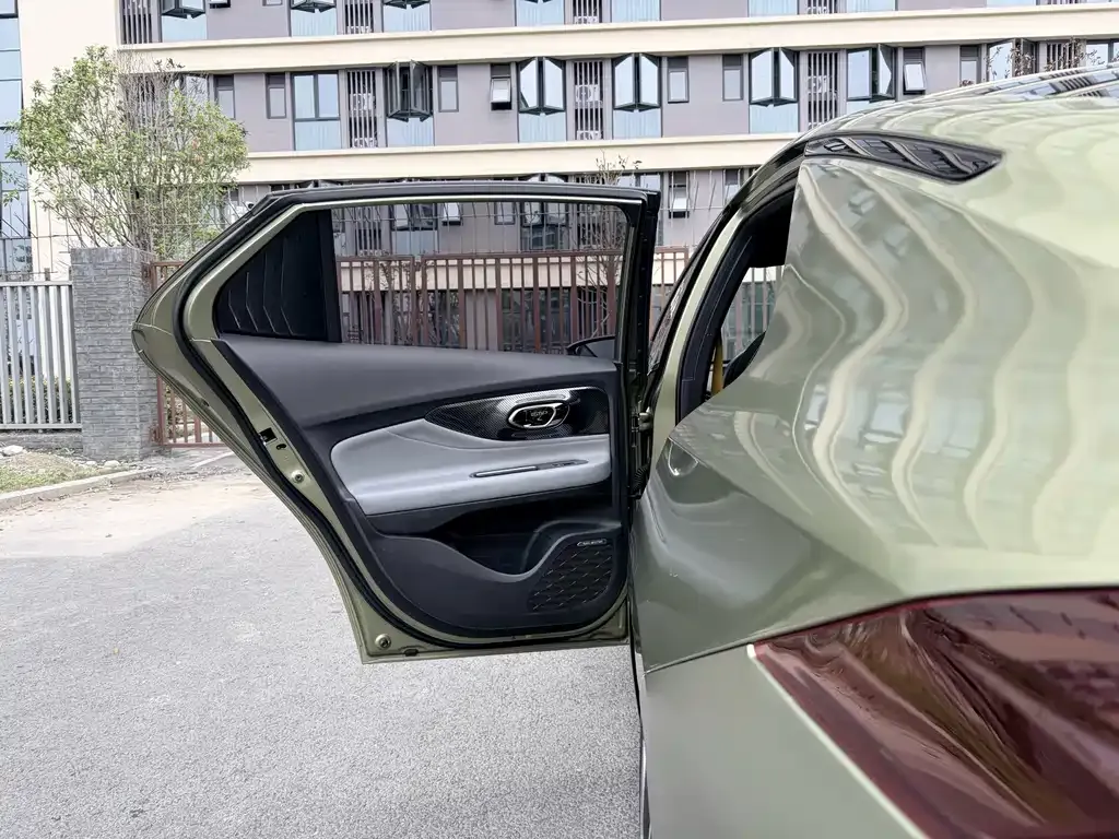 GAC Motor Shadow Leopard — фото 5
