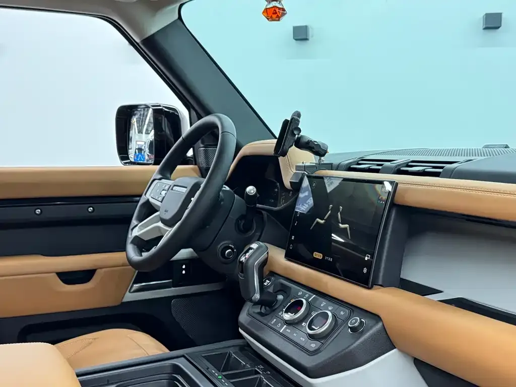 Land Rover Defender — фото 3