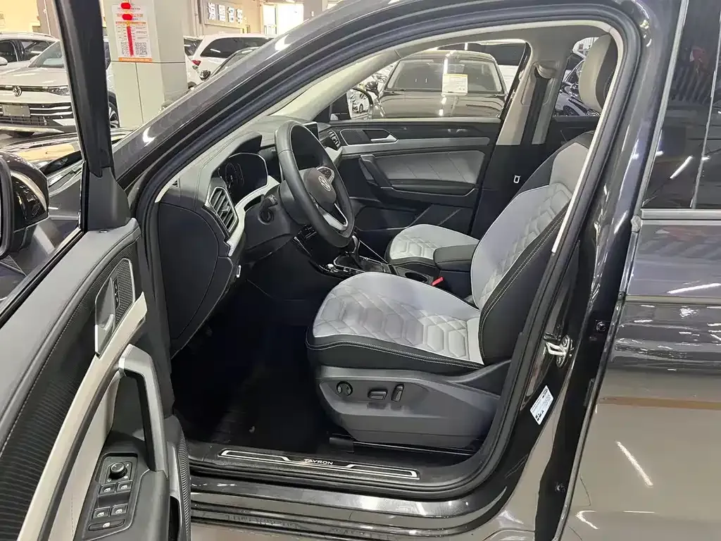 Volkswagen Tayron 2023 из CN, фото 8