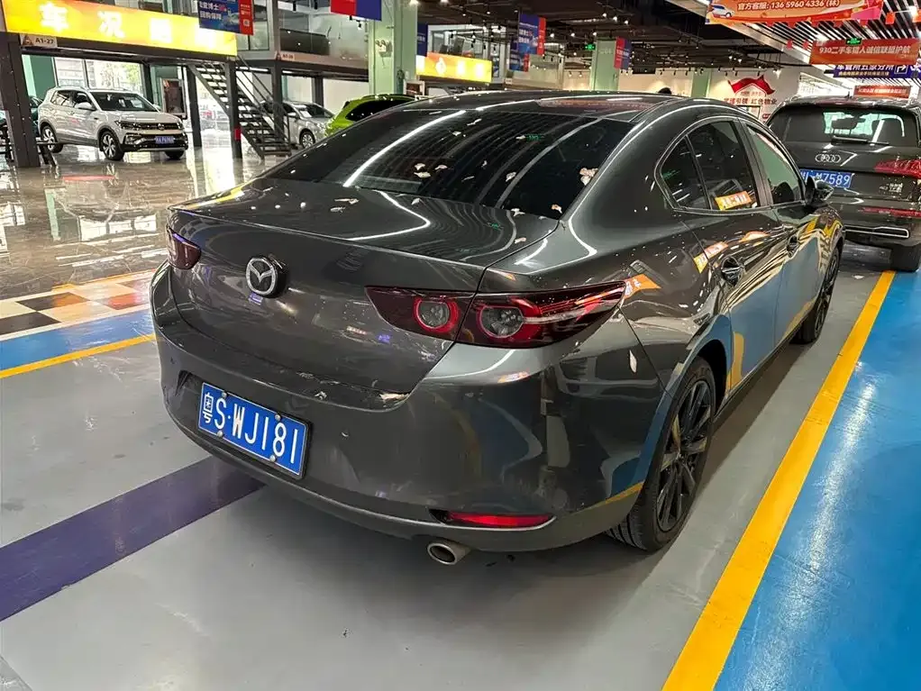 Mazda 3 Axela 2023 из CN, фото 3