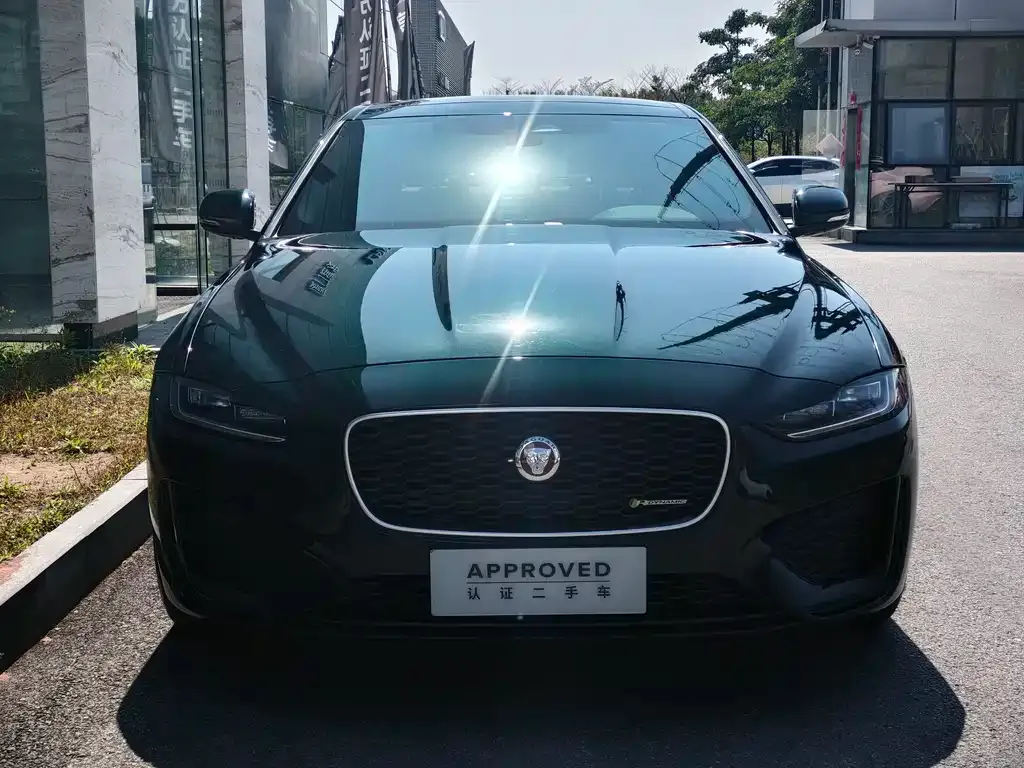 Jaguar XEL — фото 4