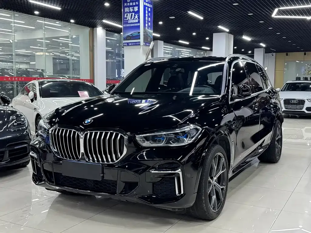 BMW X5 — фото 1