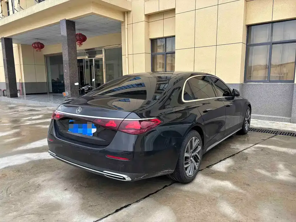 Mercedes-Benz E-Class 2024 из CN, фото 5