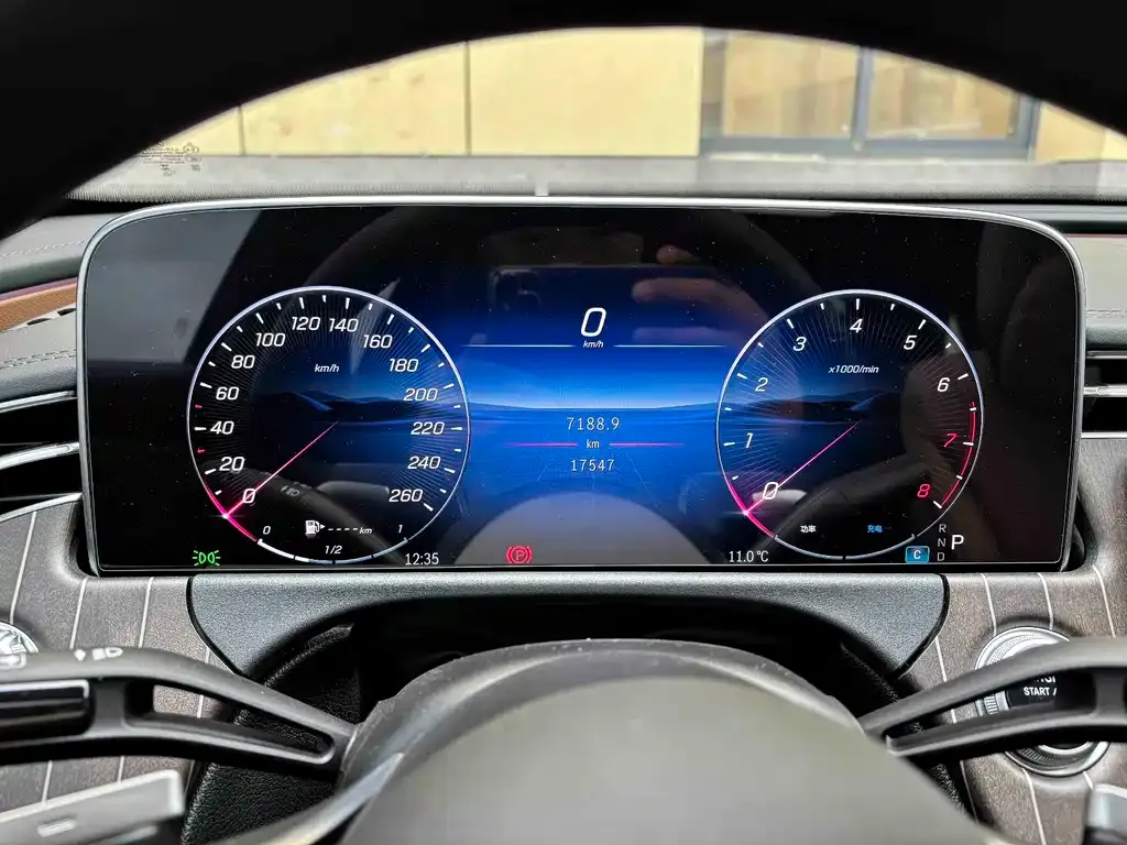 Mercedes-Benz E-Class 2024 из CN, фото 4
