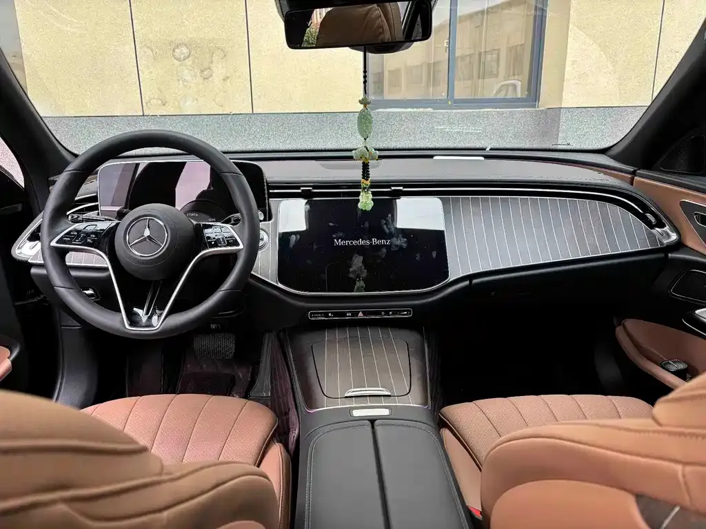 Mercedes-Benz E-Class 2024 из CN, фото 6