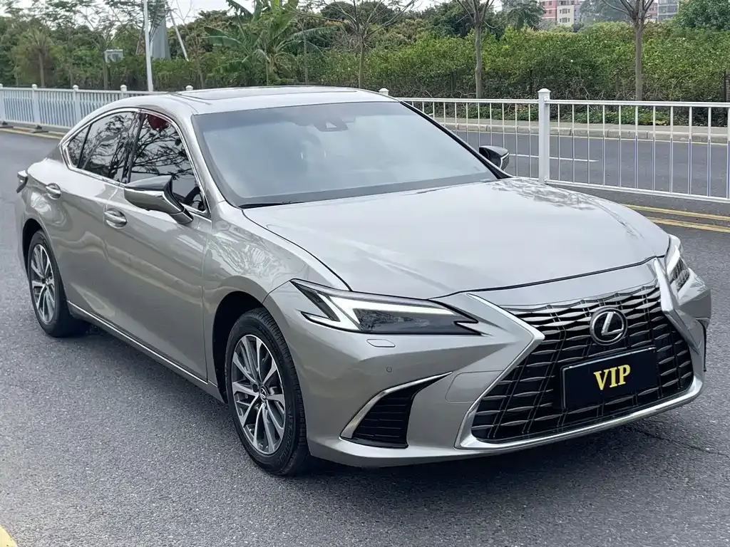 Lexus ES 2024 из CN, фото 9