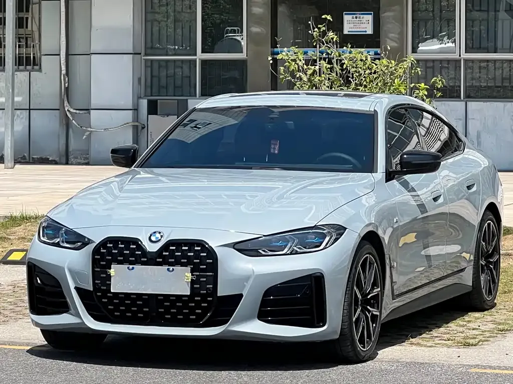 BMW 4 Series — фото 1