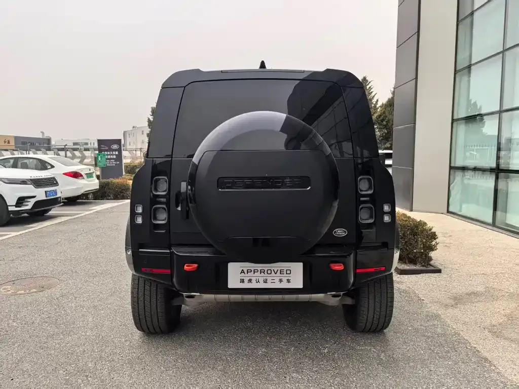 Land Rover Defender — фото 5