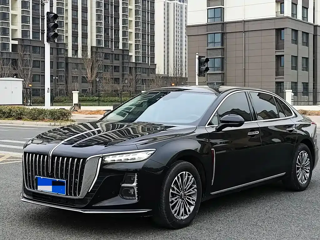 Hongqi H5 — фото 1