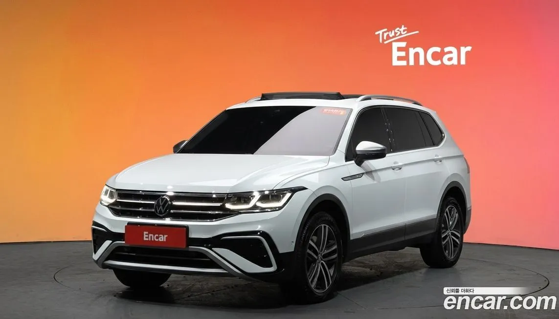 Volkswagen Tiguan — фото 1
