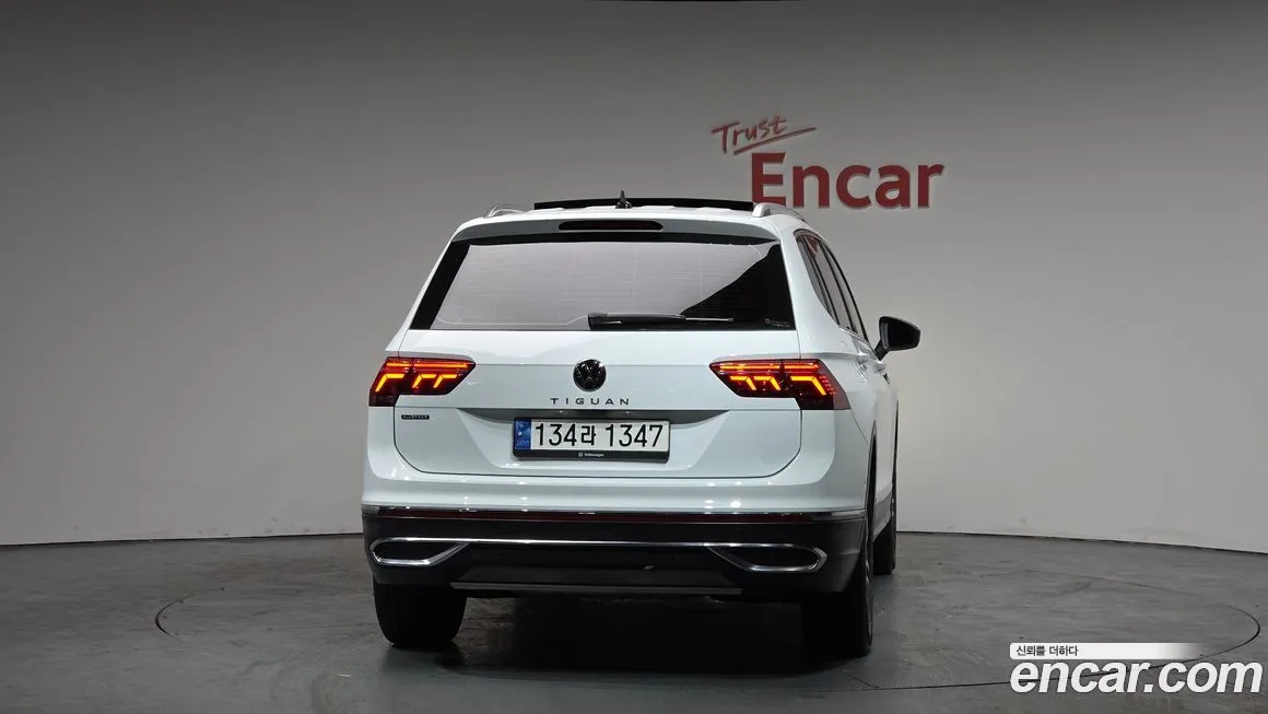 Volkswagen Tiguan — фото 2