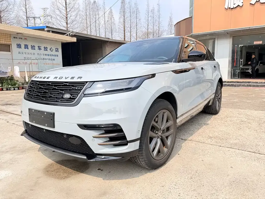 Land Rover Velar — фото 1